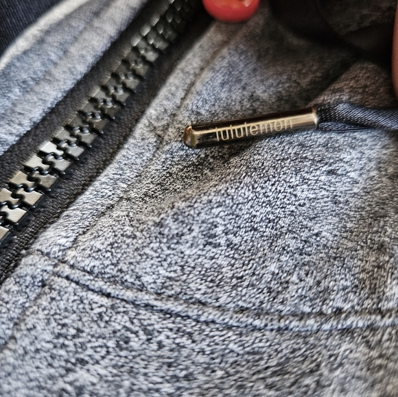 Lululemon wear with all jacket/hoodie - Picture 7 of 10